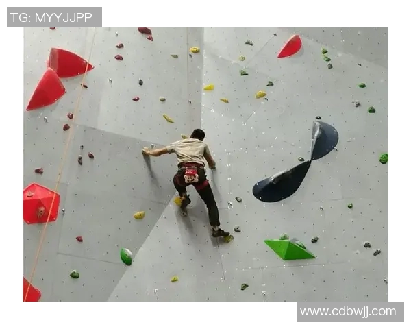 杭州飞盘队在运动攀岩联赛中的团队协作表现分析与点评 杭州飞盘队在运动攀岩联赛中的团队协作表现分析与点评