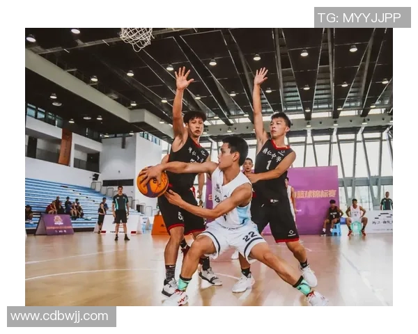 体育实时数据重庆篮球队与成都篮球队赛后复盘团队协作的成功与不足分析 体育实时数据重庆篮球队与成都篮球队赛后复盘团队协作的成功与不足分析